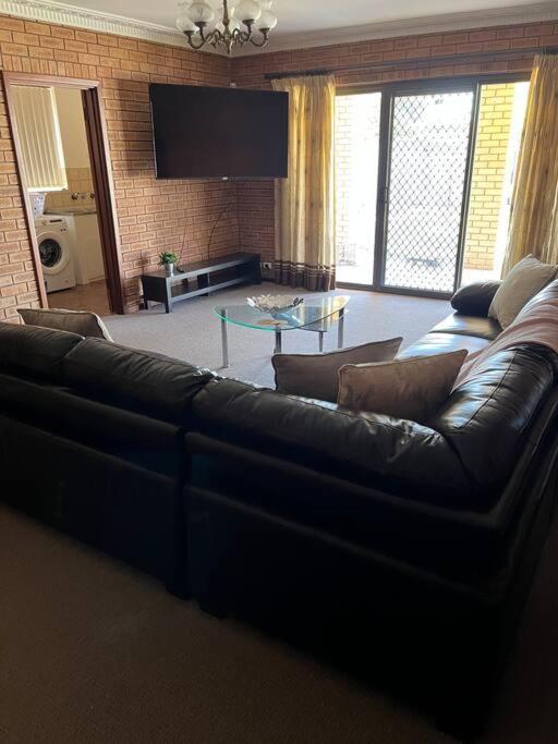 Spacious Family Retreat Bahay bakasyunan Perth