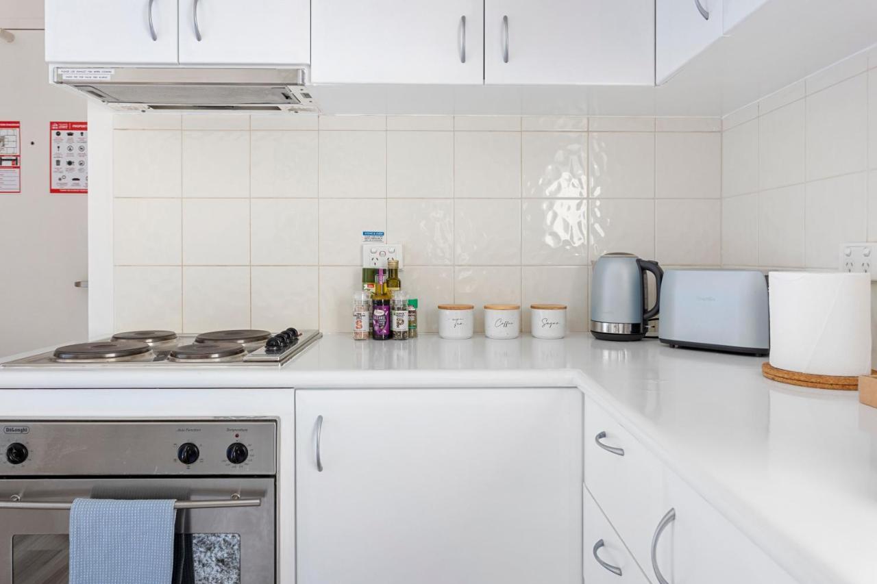 Apartment Cbd Retreat Victoria Ave 1br Perth