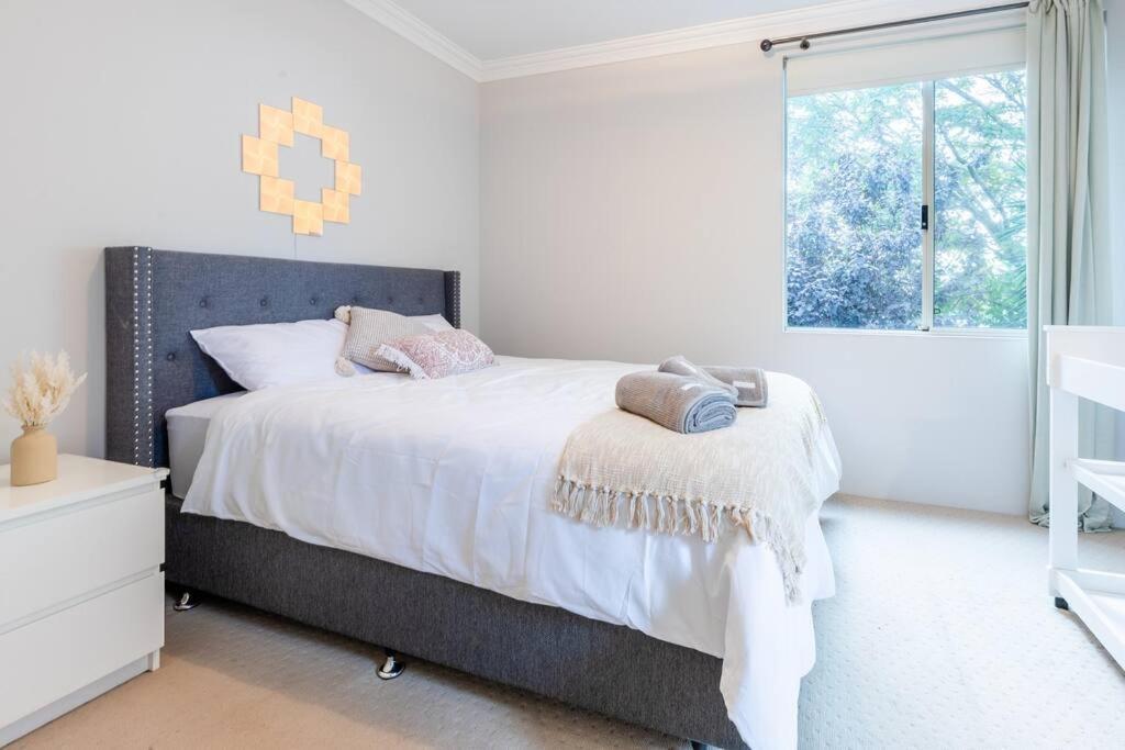 Casa de férias Modern Town House - Close To Cbd