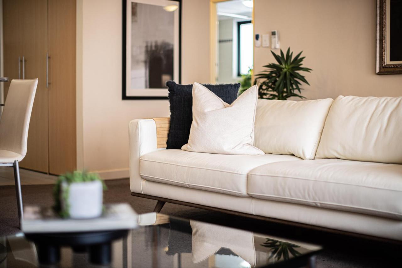 Prime 2Br Suite On Mounts Bay Road Apartment