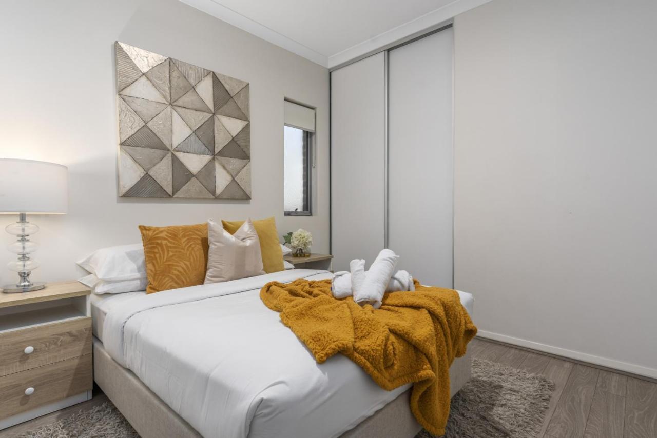 Metro Modern Escape Unwind Near The Swan Valley Apartemen