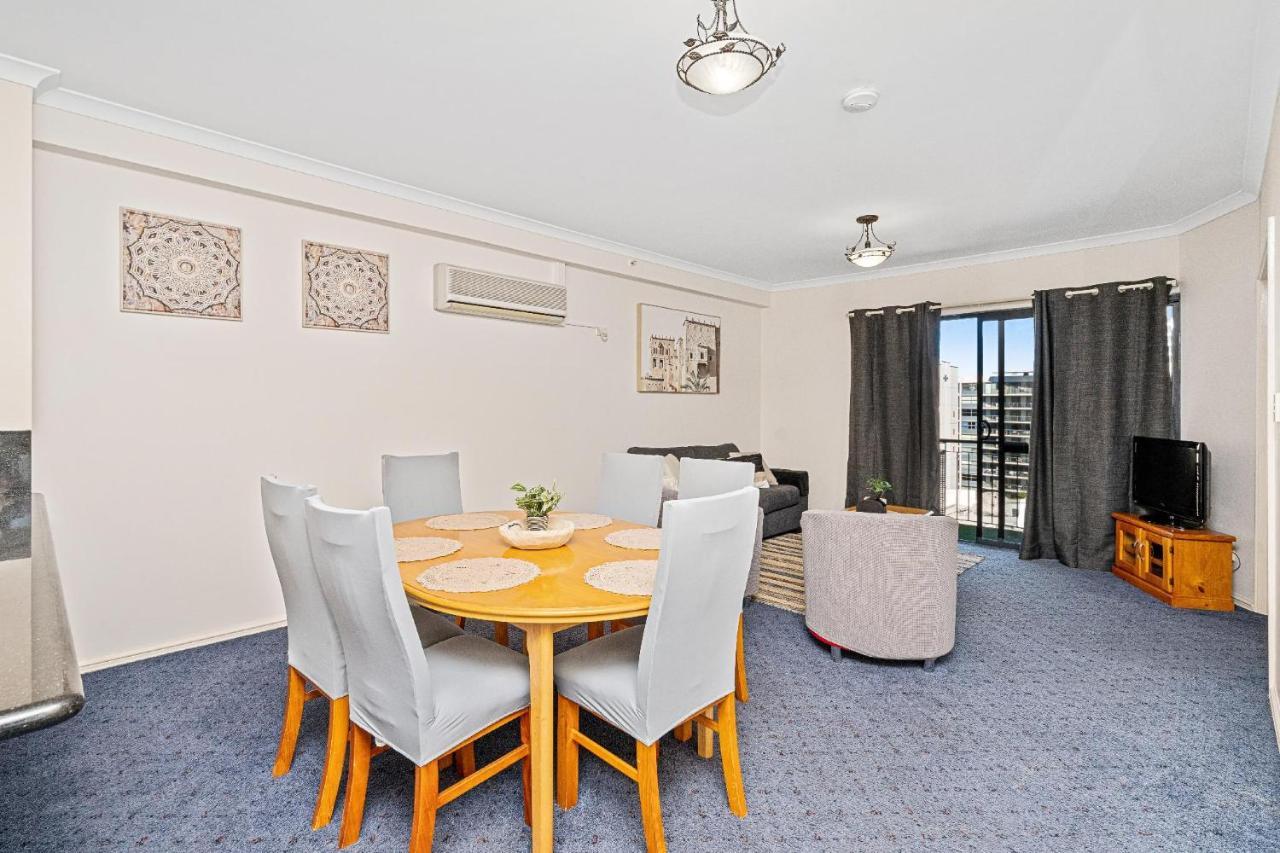 46 Hay St Hideaway 2brparking *