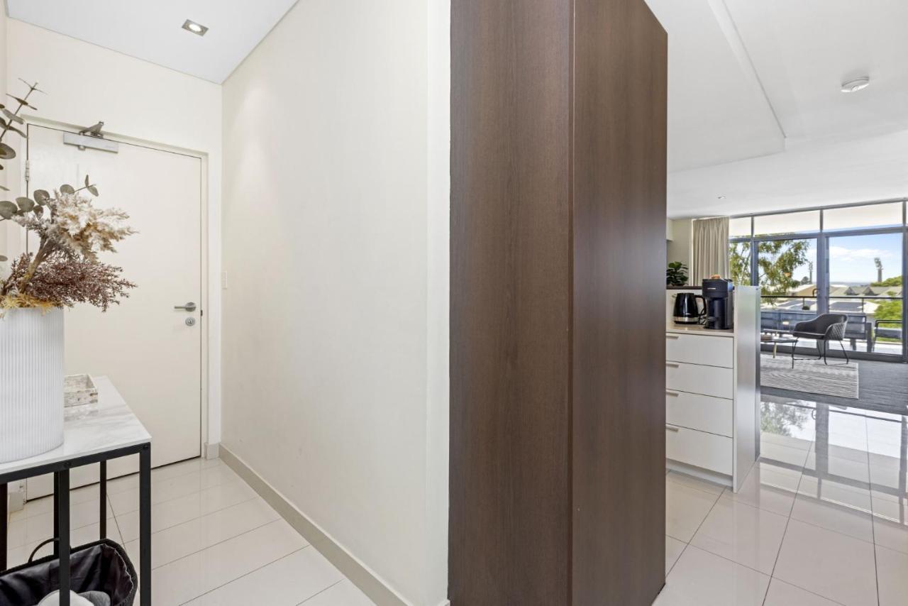 Apartment Urban Elegance