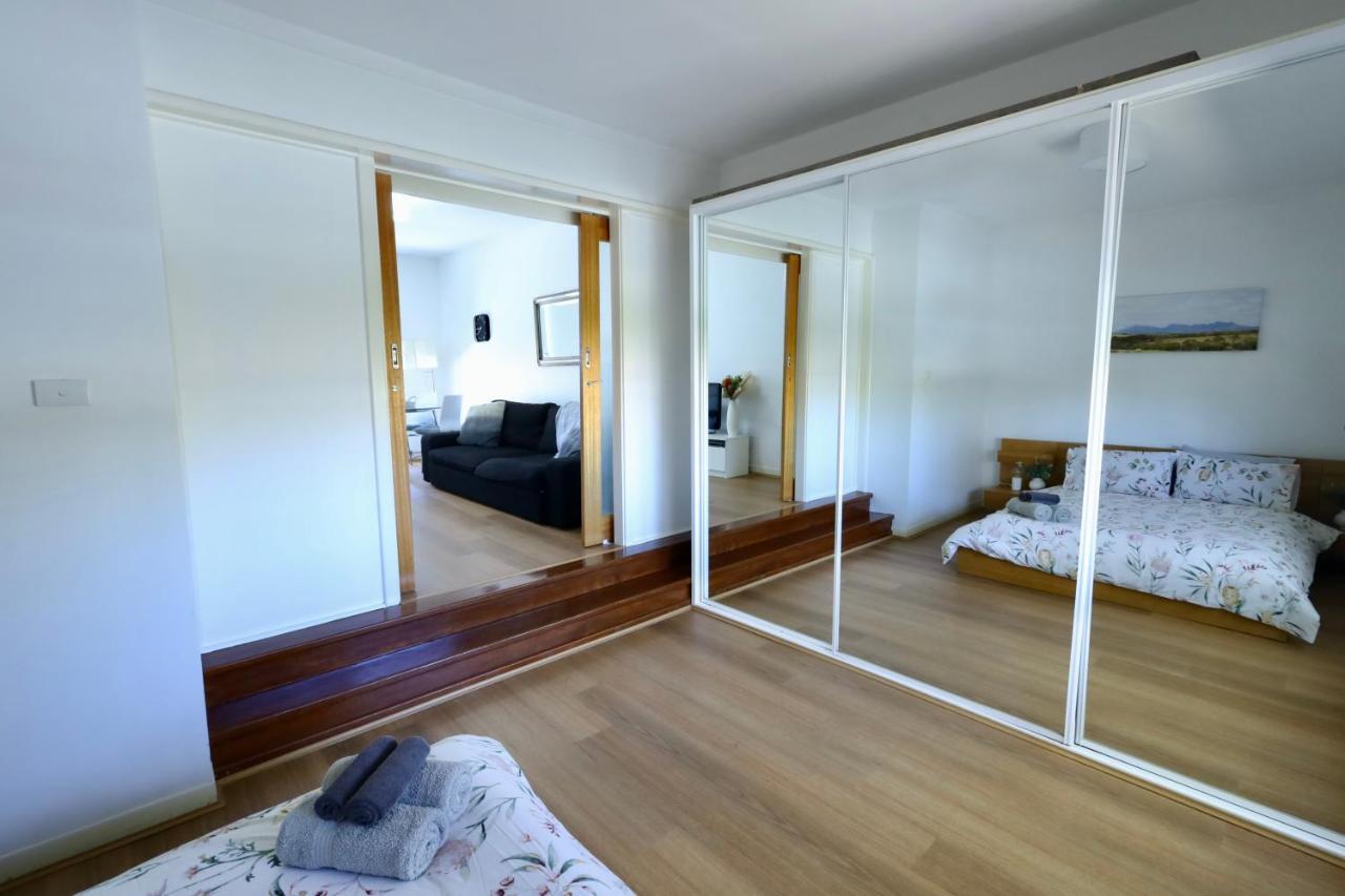 24 Wright At Sleeps 2 * Perth
