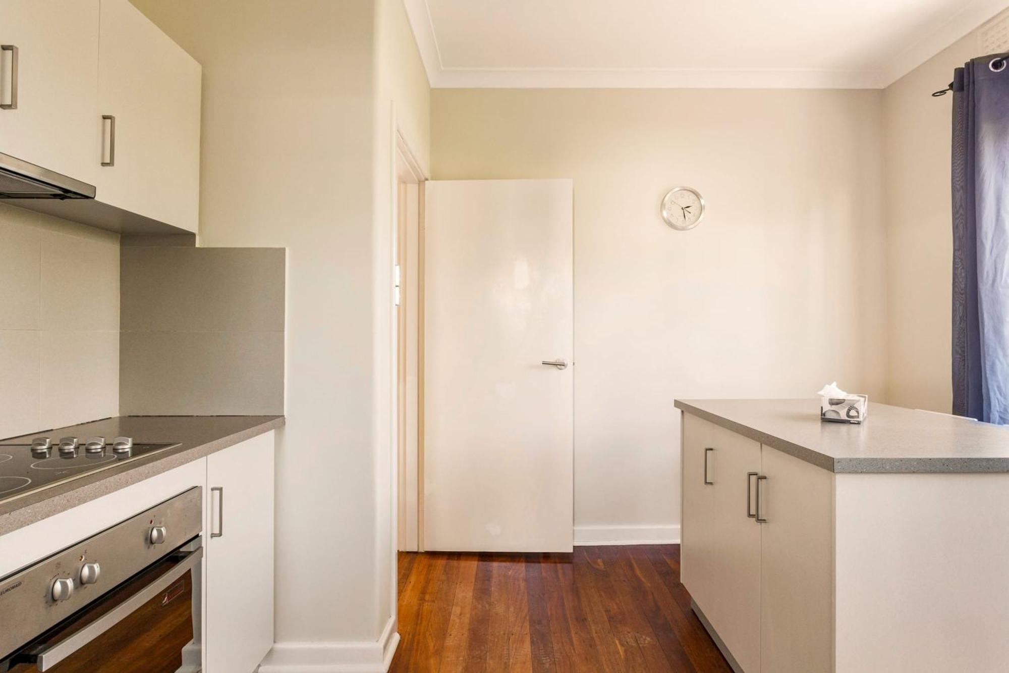 Apartment 2 Bedroom 1 Bathroom Perth