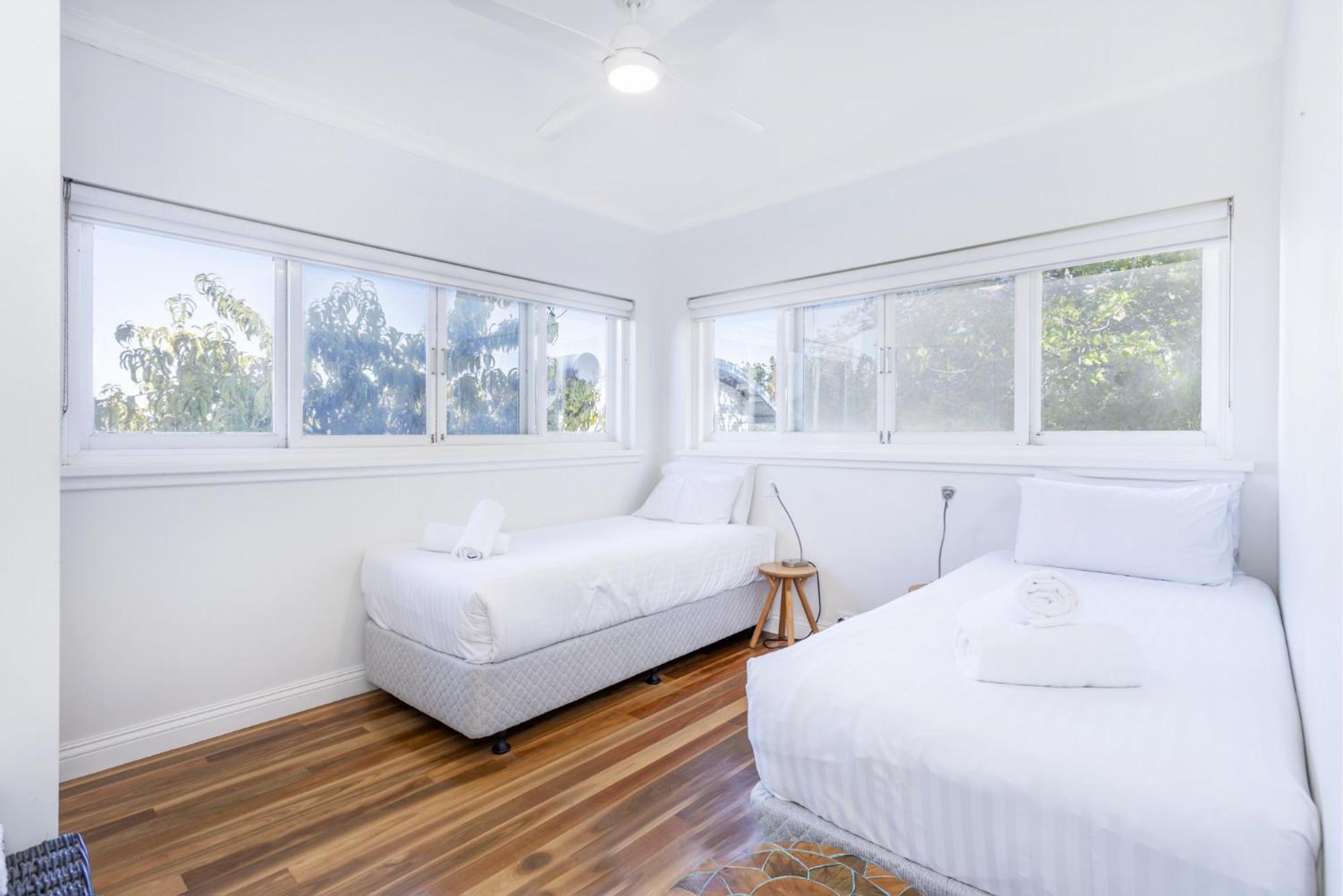 Cottesloe Deluxe - Executive Escapes Apartment *