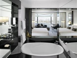 Hotel Crown Metropol 5*
