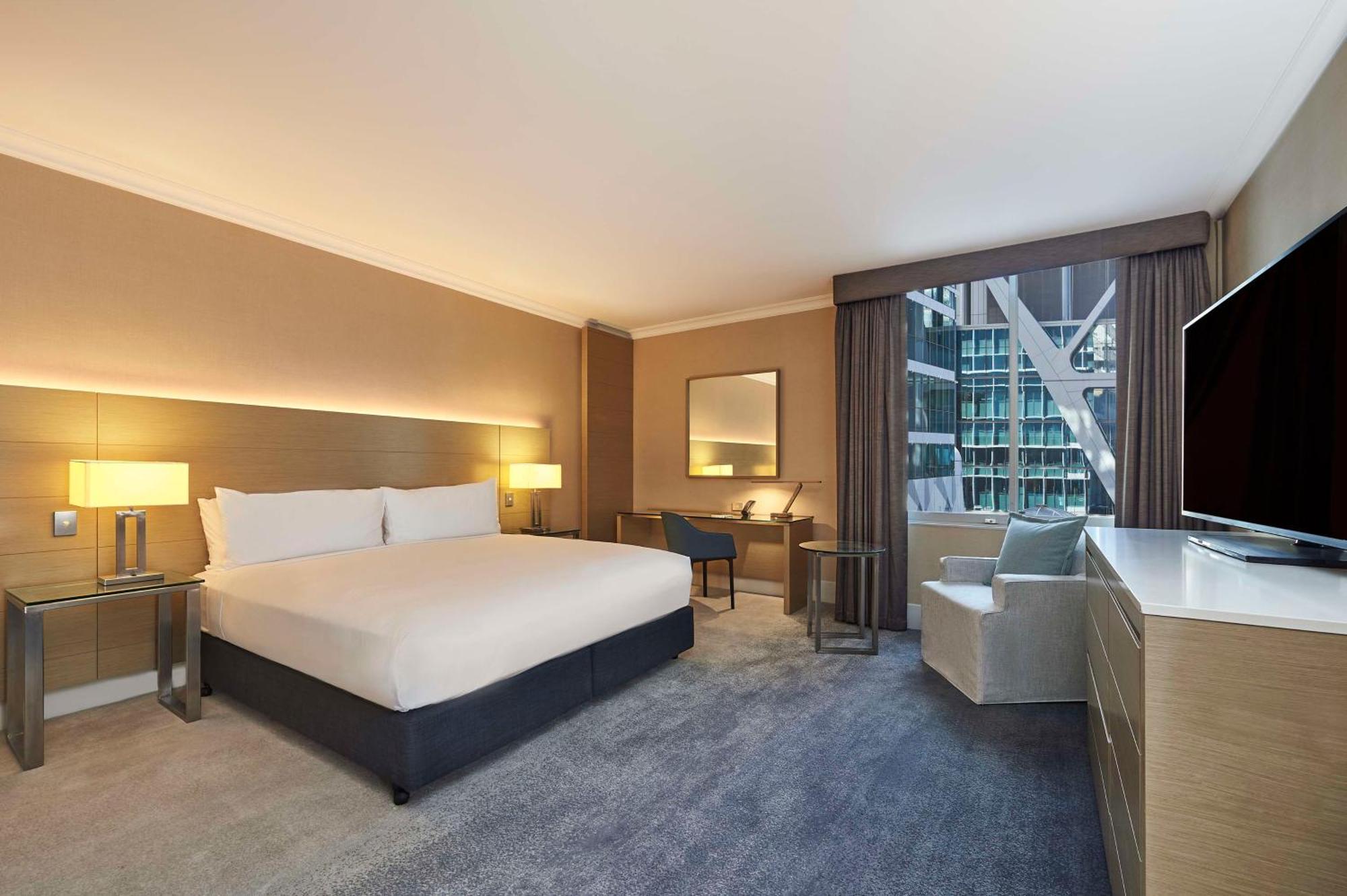 Parmelia Hilton Hotel 5*