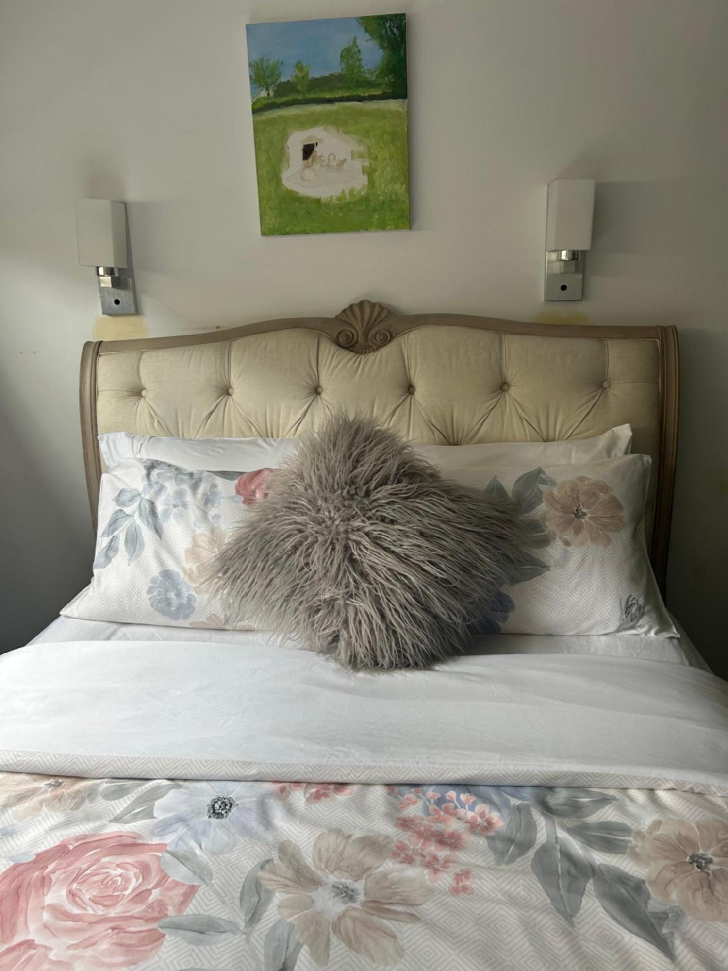 Bed & Breakfast Whitfords Delight