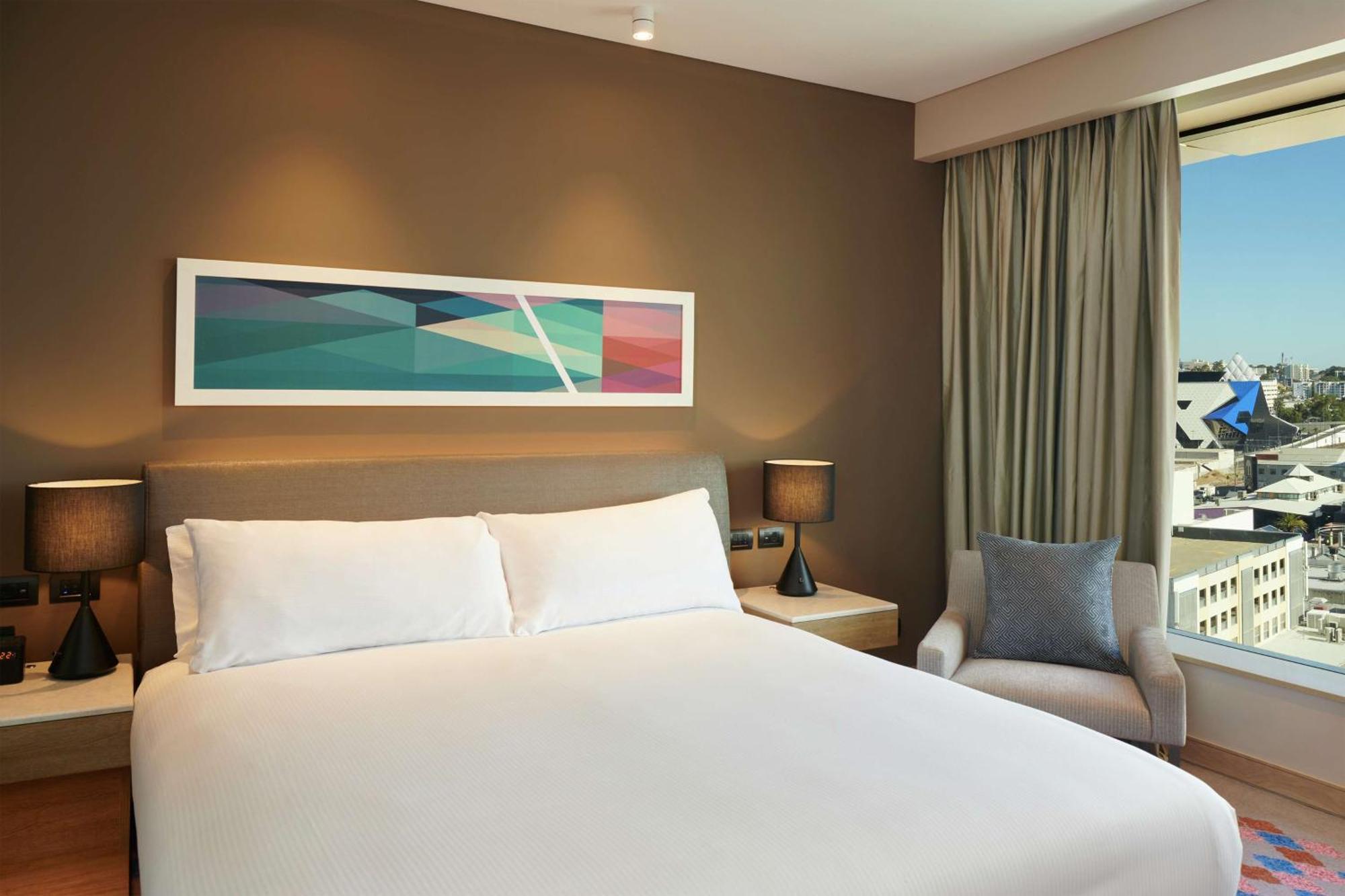 Hotel Doubletree By Hilton Northbridge 4*