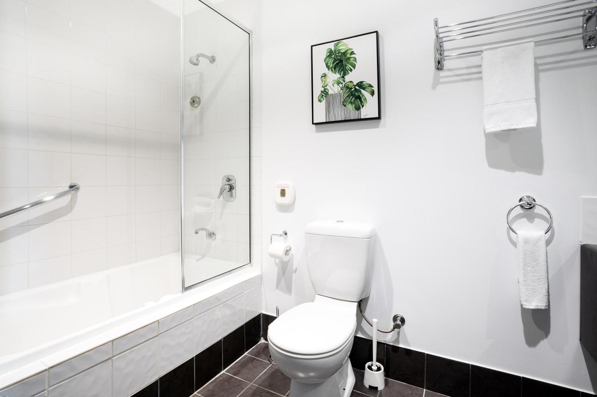 Joondalup 3*