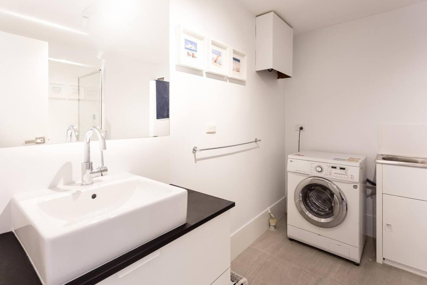 Holiday home Chic 2 Bed On Scarborough Perth