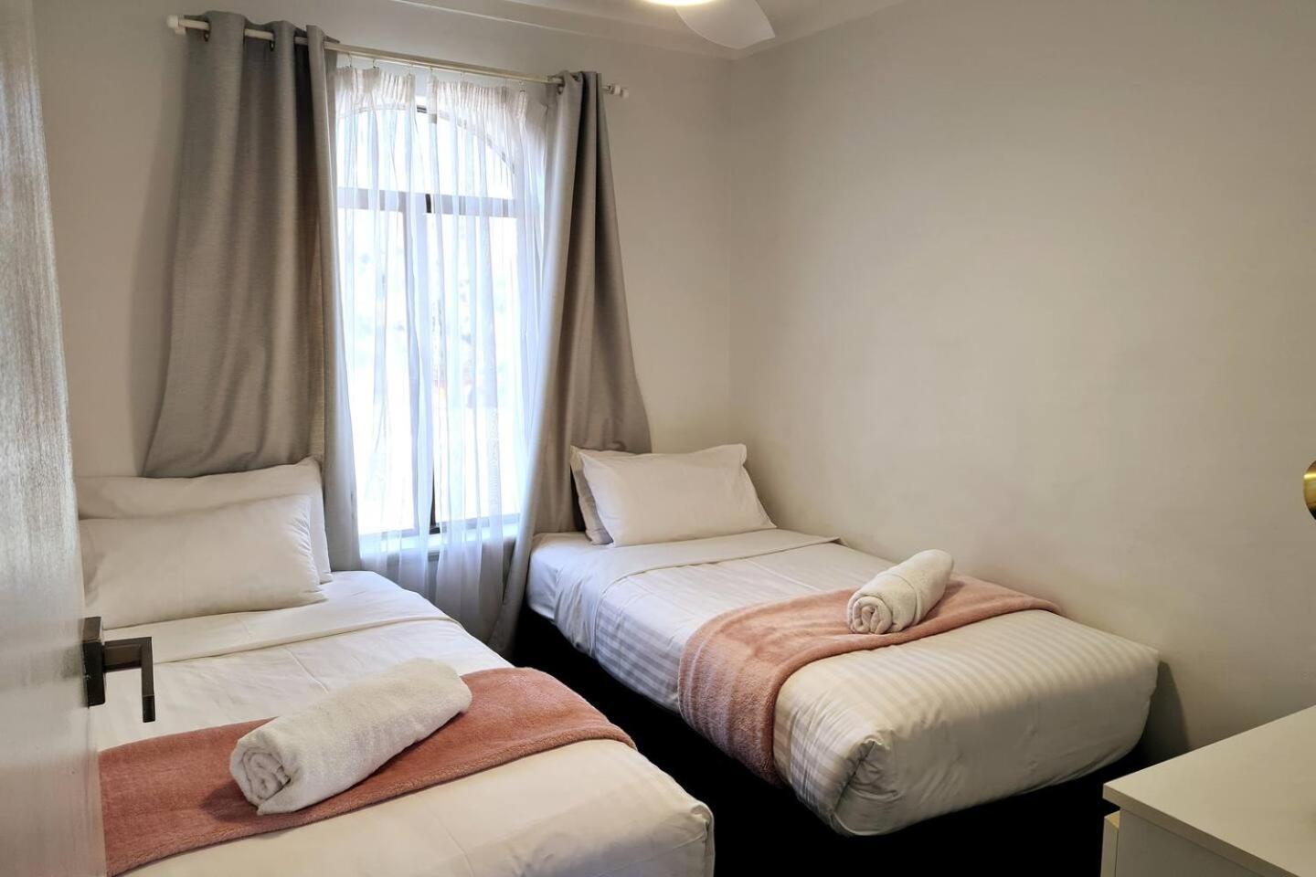 Holiday home Chic 2 Bed On Scarborough *