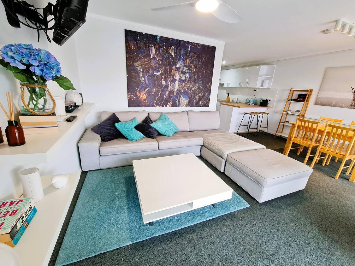 Holiday home Chic 2 Bed On Scarborough *