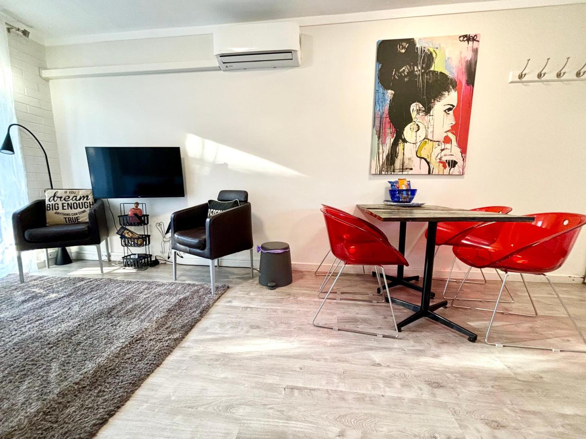 Aparthotel Serenity And Comfort In Subiaco 1 Bedroom Unit Perth