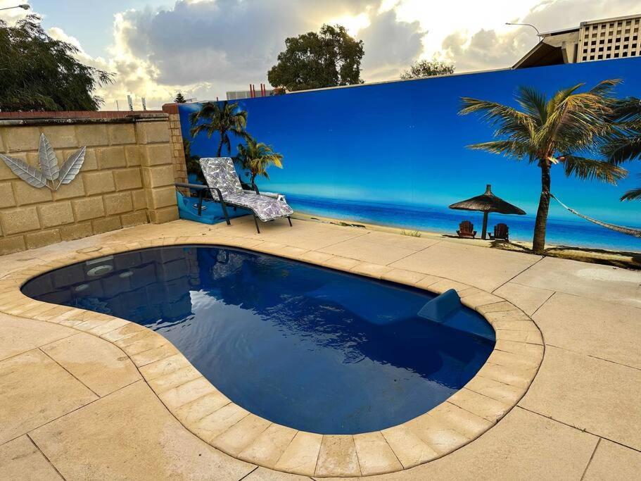 Spacious Bright Close To Shops And Cafe's Holiday home *