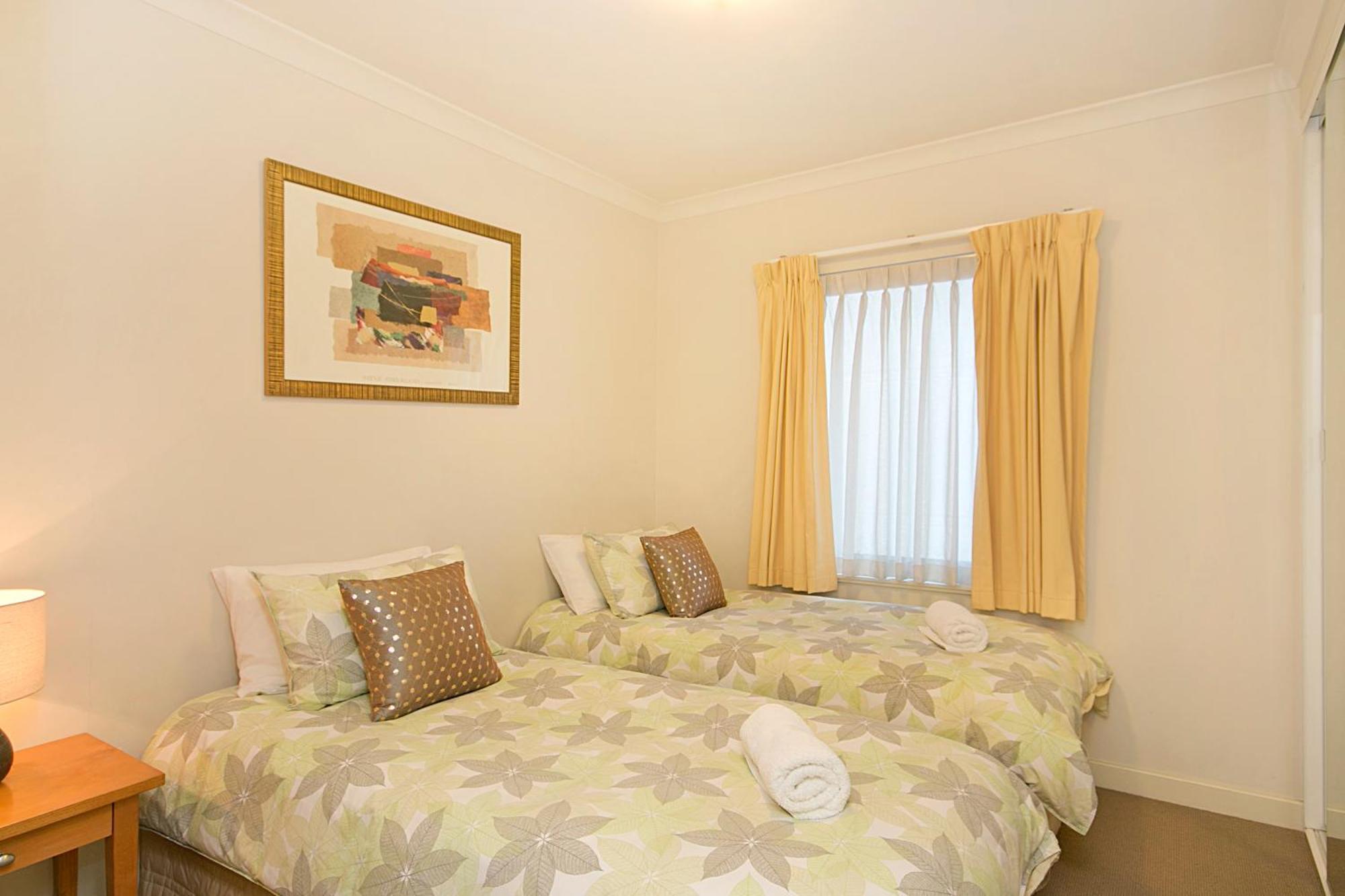Short Apartment
