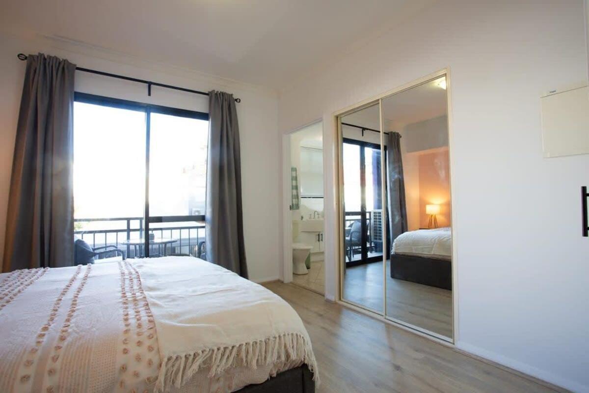 1brd Close Rac Arena With Pool And Wifi Apartment