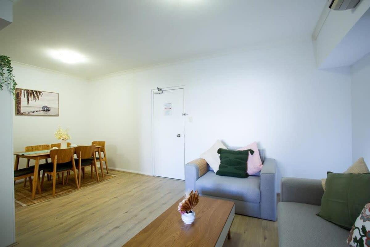 1brd Close Rac Arena With Pool And Wifi * Perth