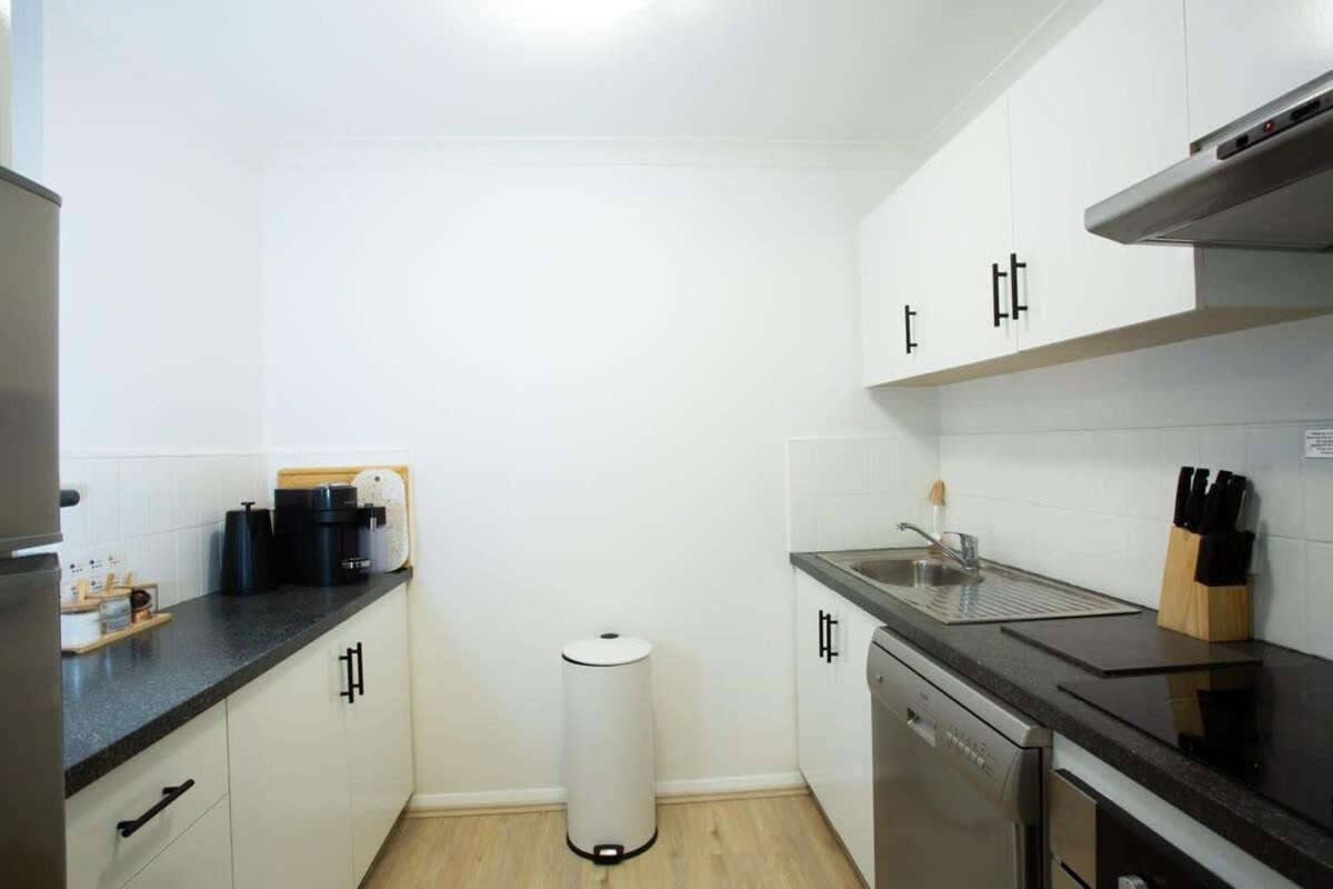 1brd Close Rac Arena With Pool And Wifi *