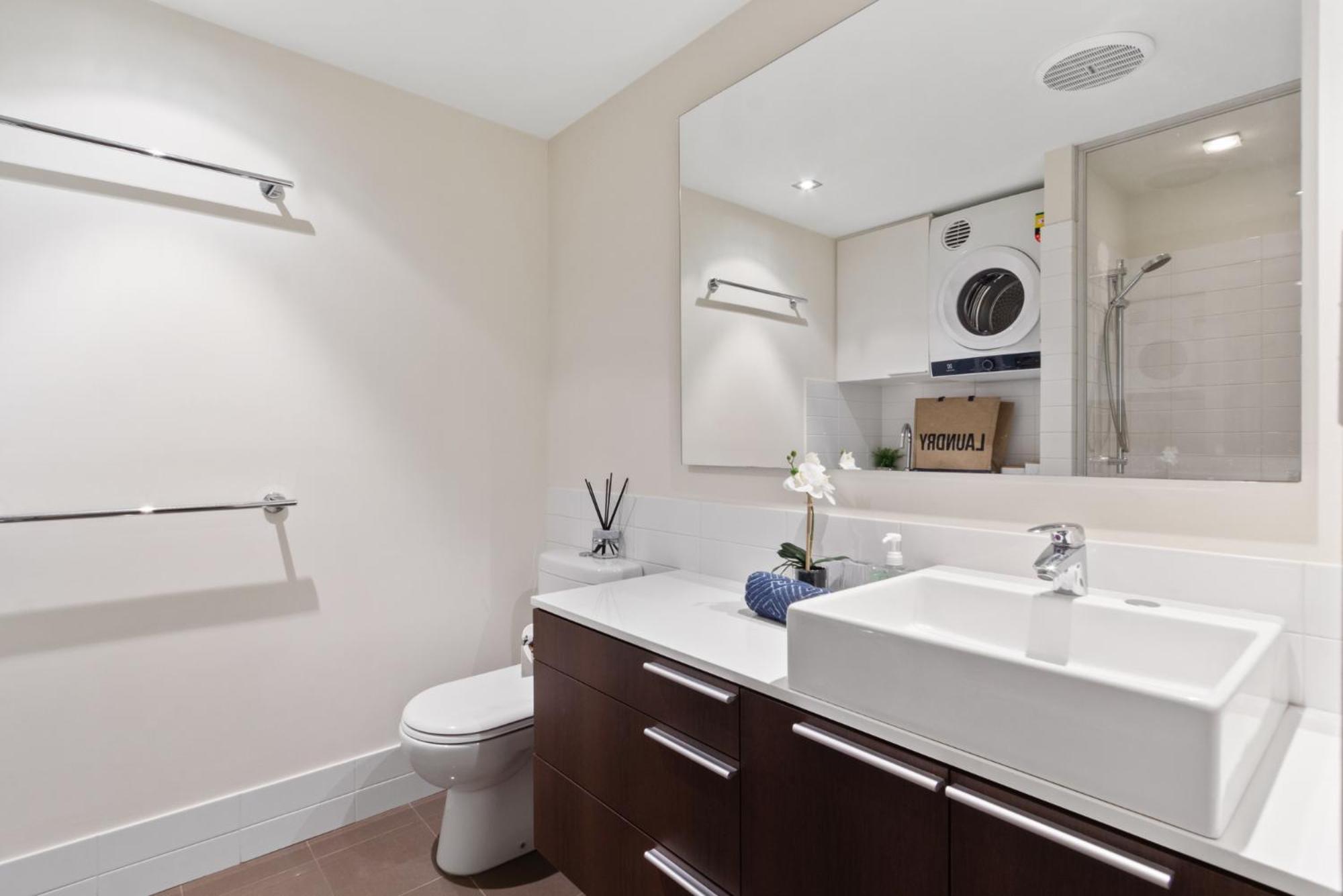 2bdrm Skyline Views - Prime For River, Waca, Optus Stadium * Perth