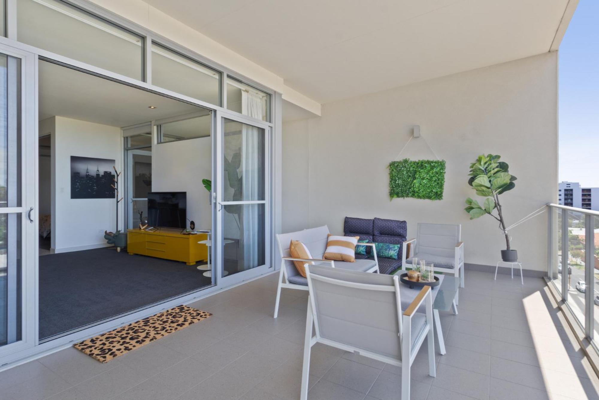 2bdrm Skyline Views - Prime For River, Waca, Optus Stadium Perth