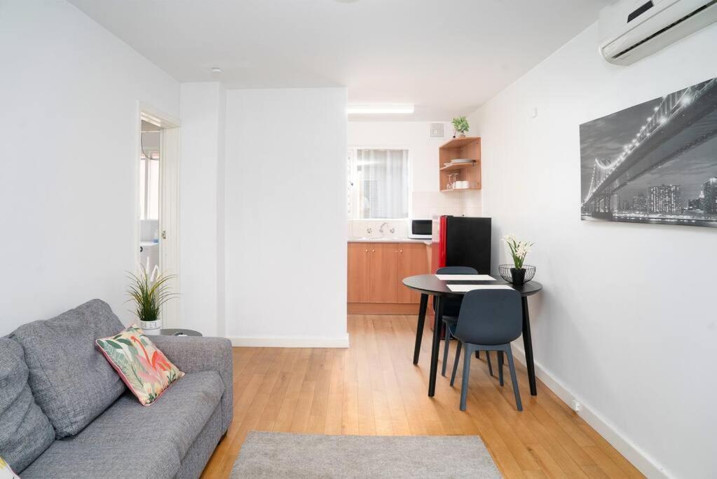 Motel 17 Burswood