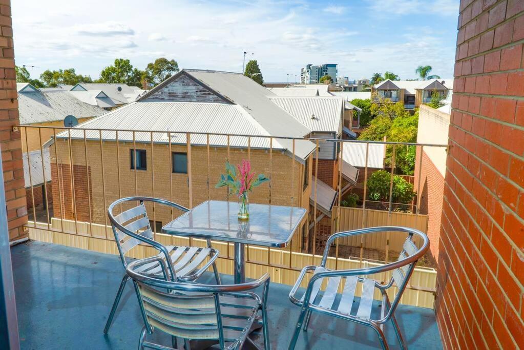 Motel 12 Perth