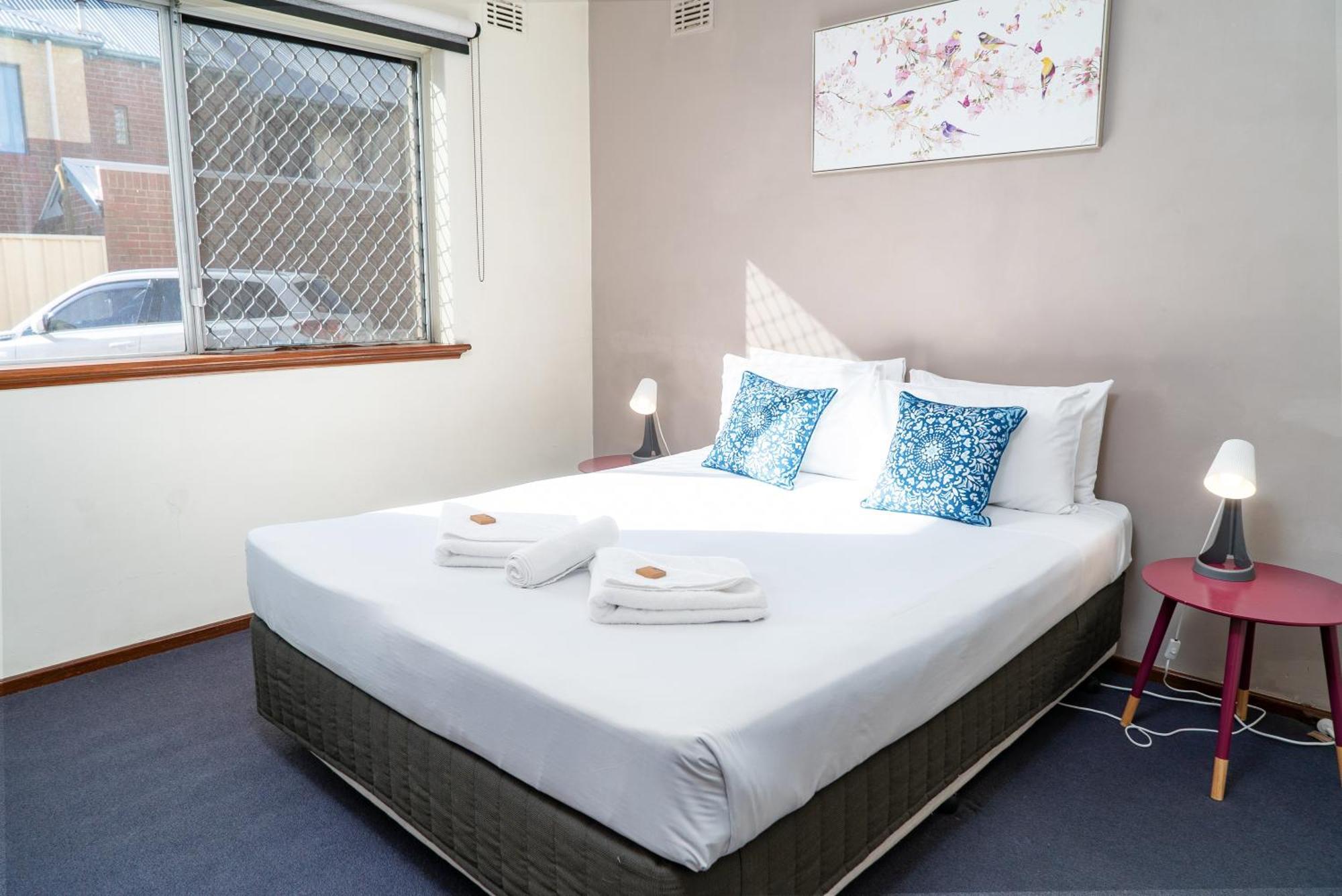 3 Burswood Motel Perth