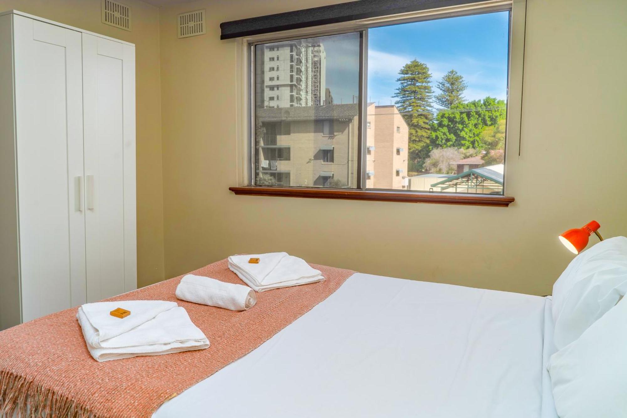 Motel 5 Burswood *