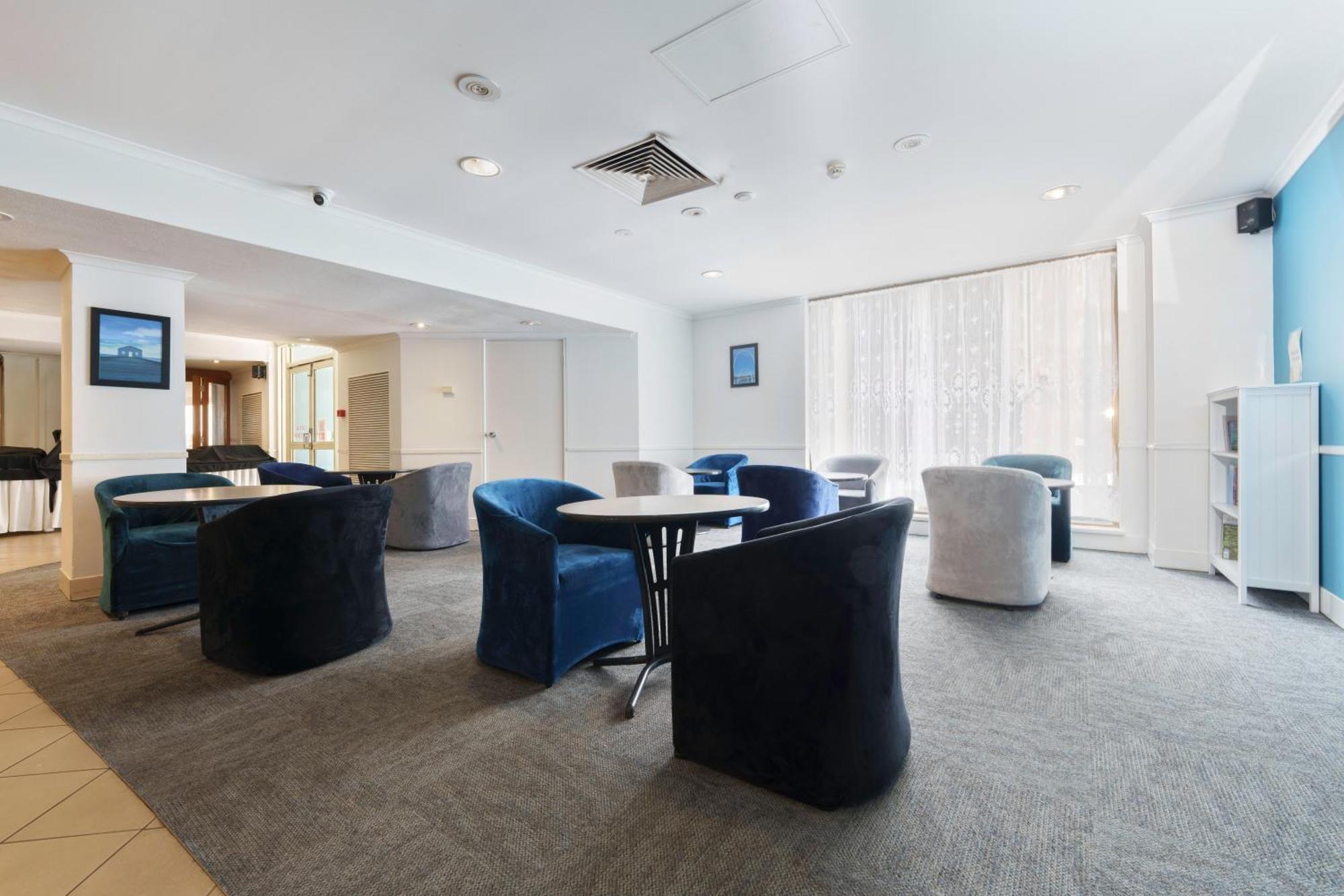 Comfort & Goodearth Hotel 3*