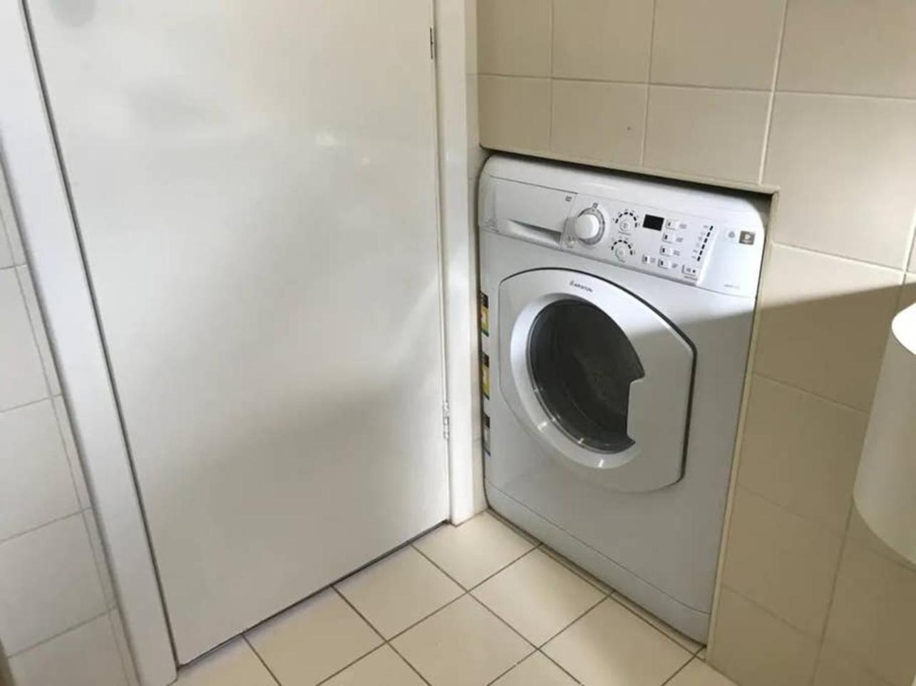 5 A Rose In South 1br For2 Parking Apartment Perth