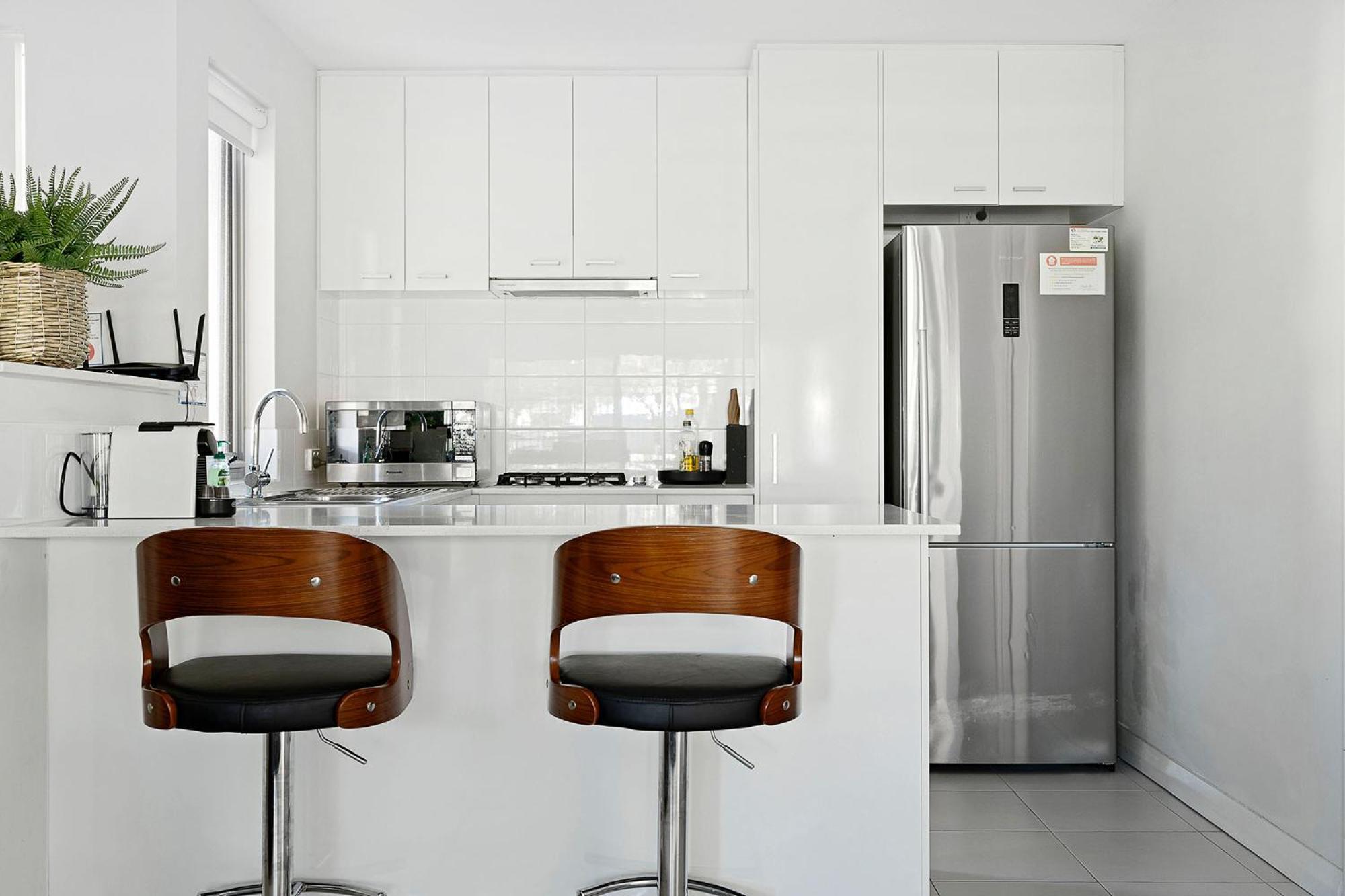 2 Conveniently Quiet Cloverdale 2brpark Apartment *