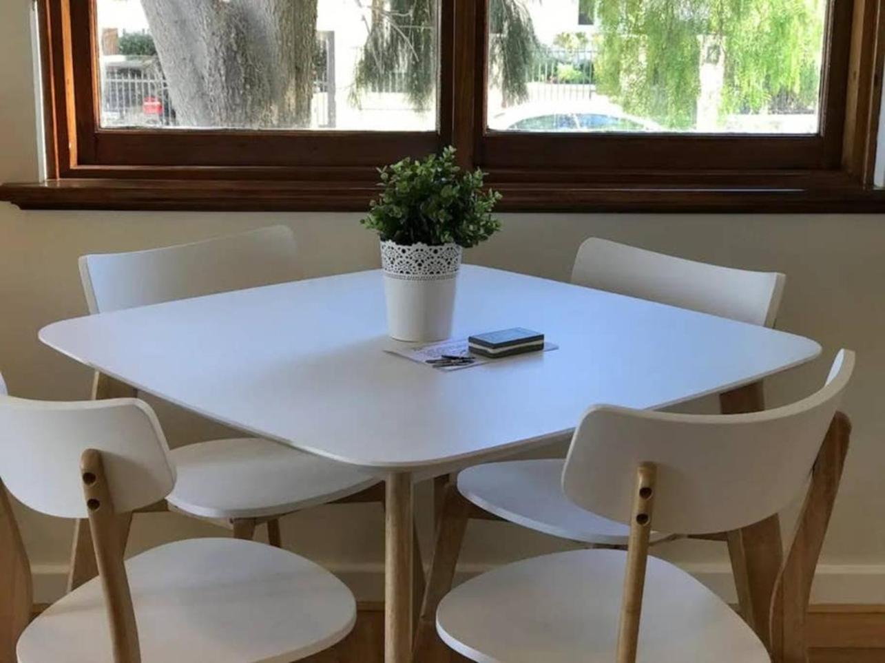 5 A Rose In South 1br For2 Parking Apartment Perth