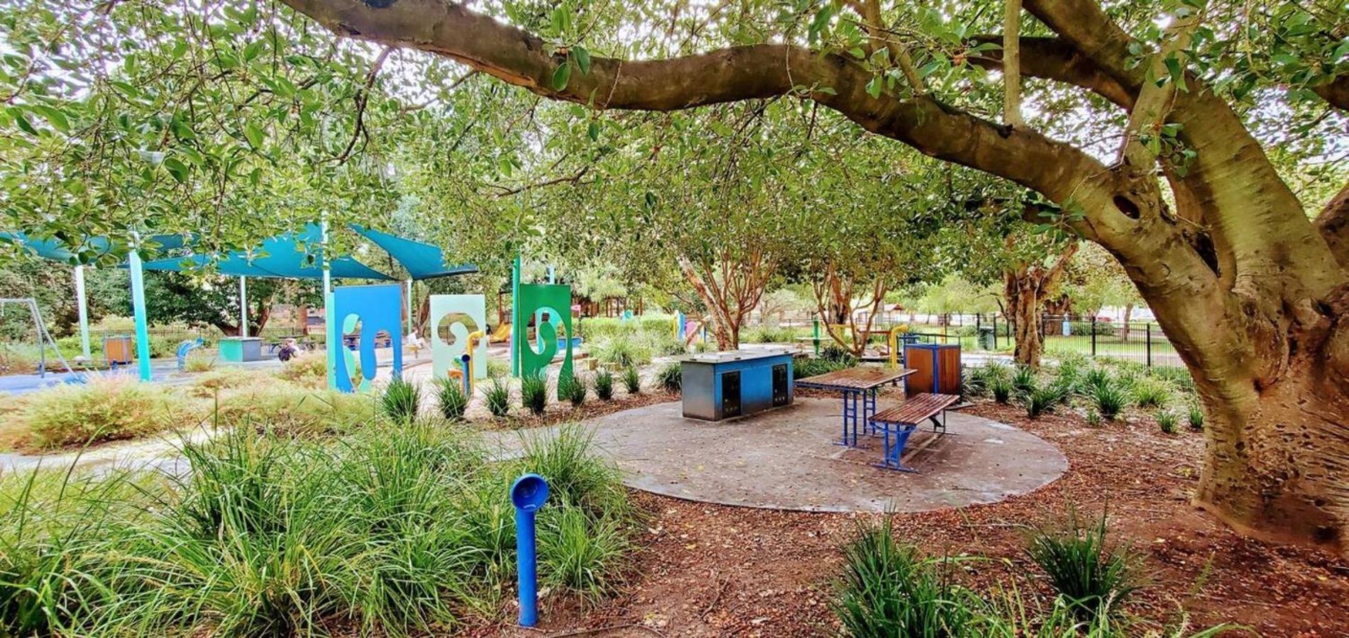 Serenity And Comfort In Subiaco 1 Bedroom Unit Aparthotel