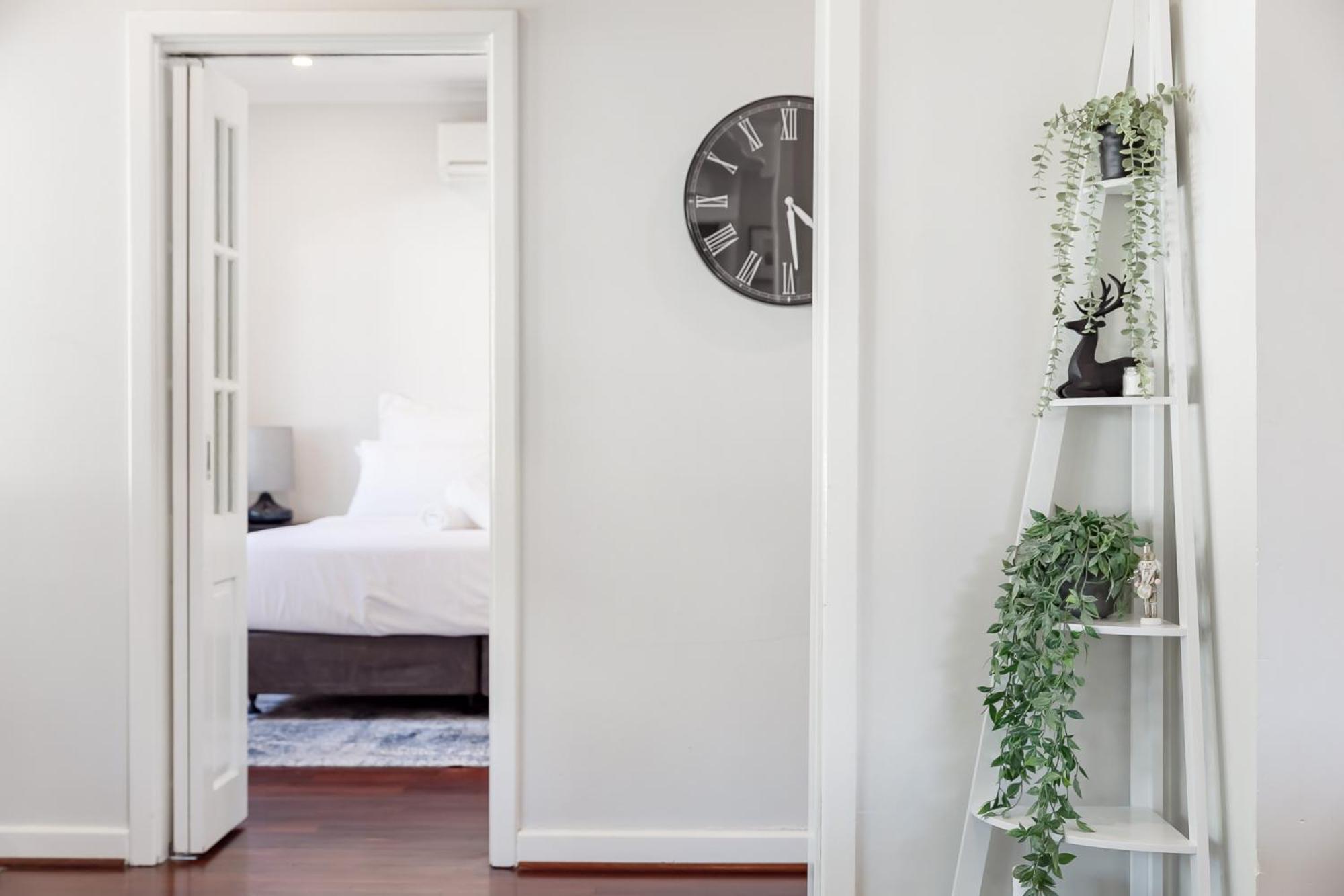 Guildford By Swan Management * Perth