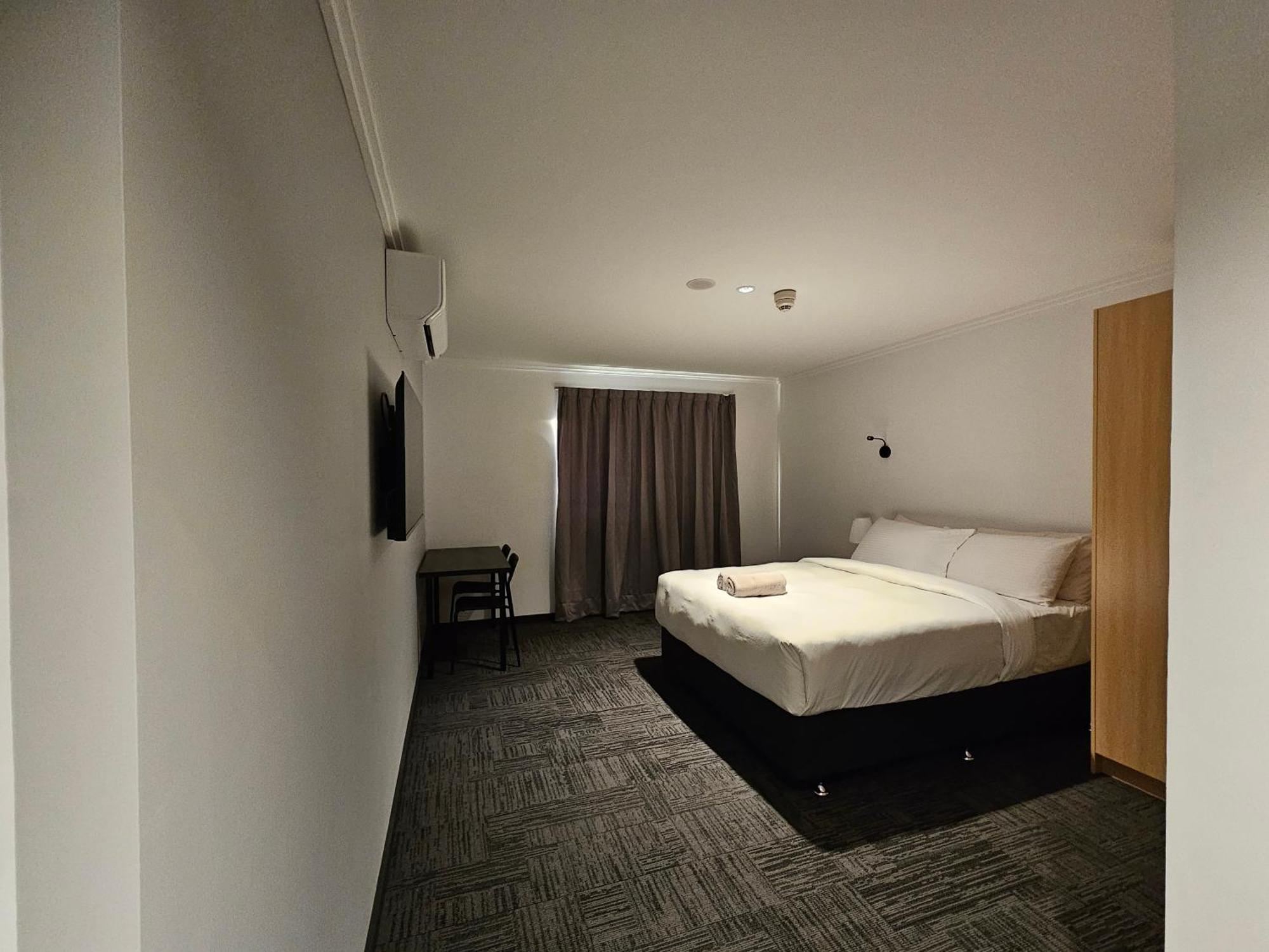 Econo Rivervale Perth