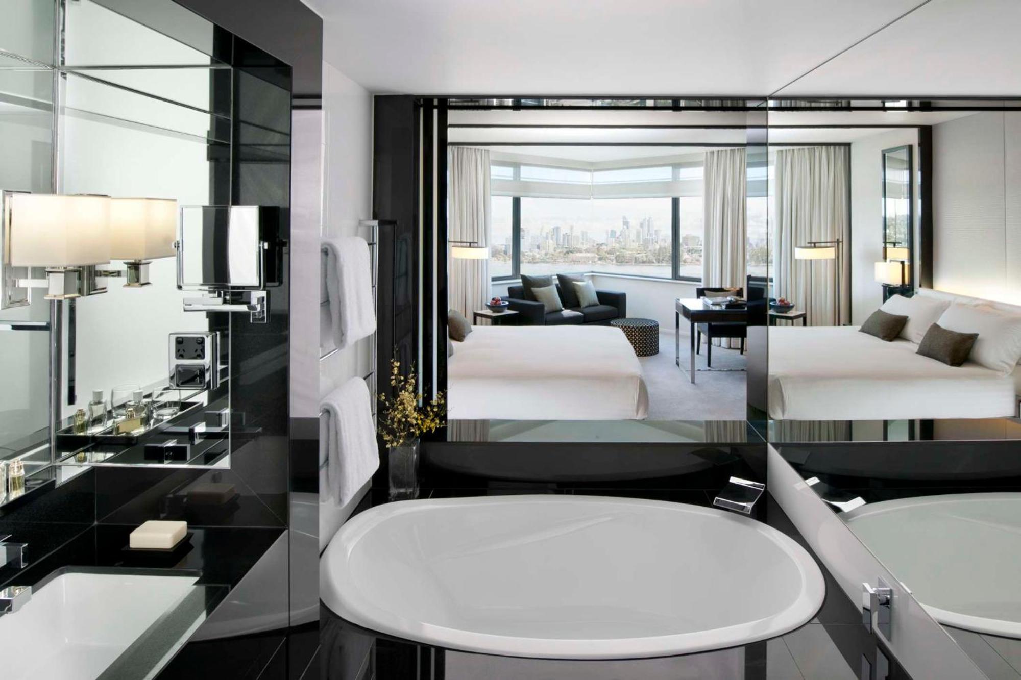 Crown Metropol 5* Perth