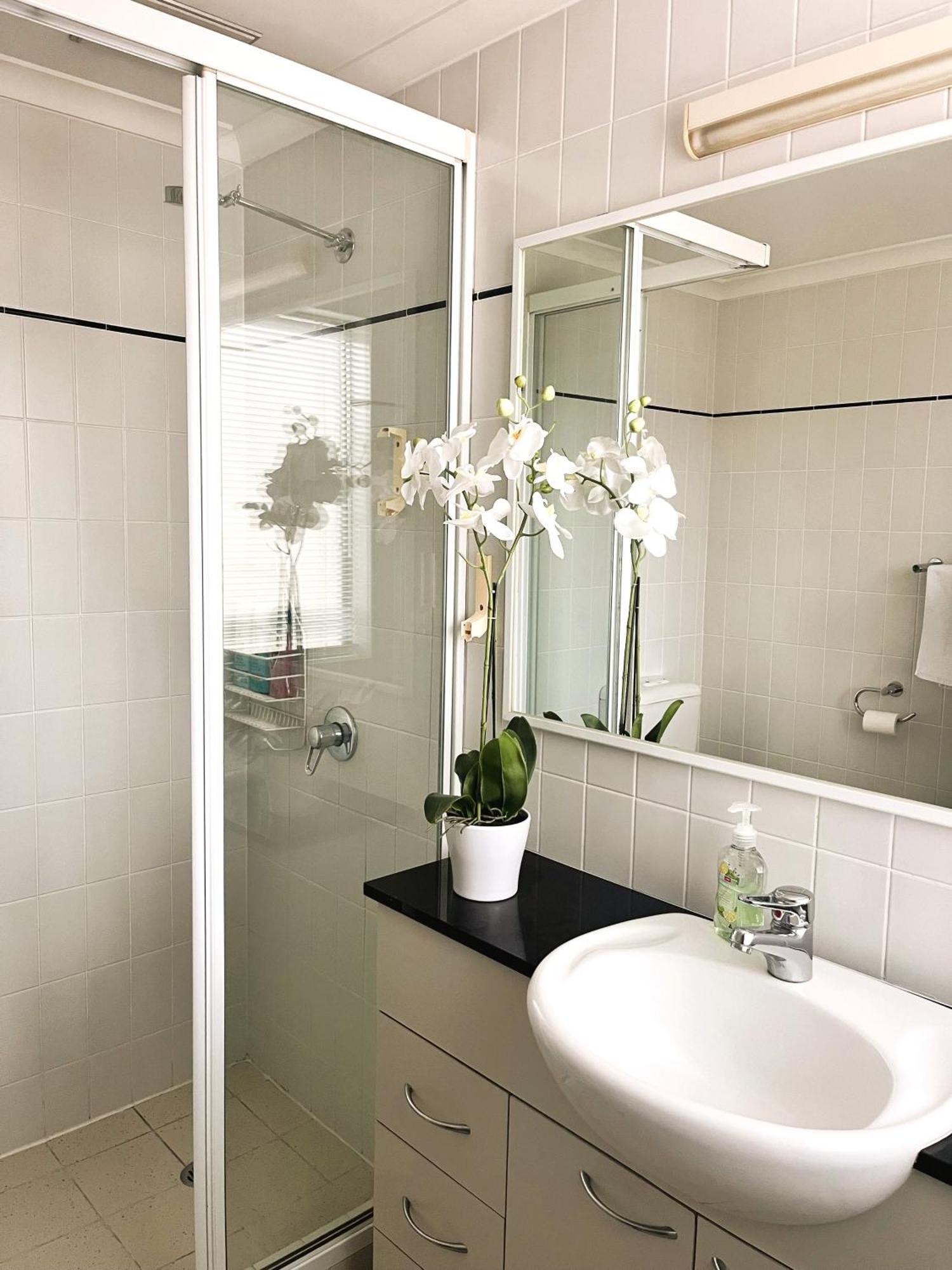 10 Relaxing Resortpkgpoolgym 2br2ba Apartment Perth