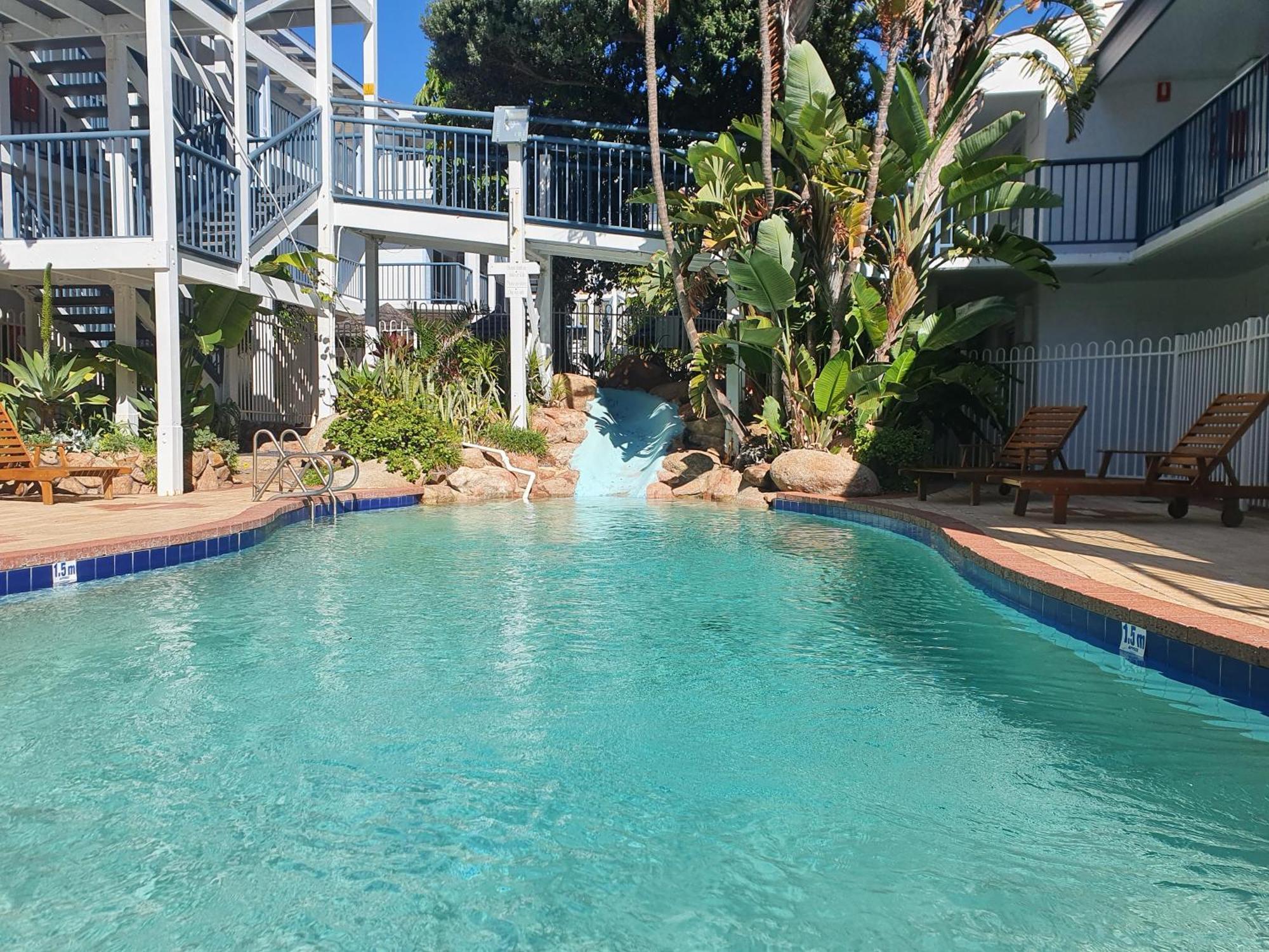 Aparthotel Coastal Ocean View & Salty Air W Pool & Slide *