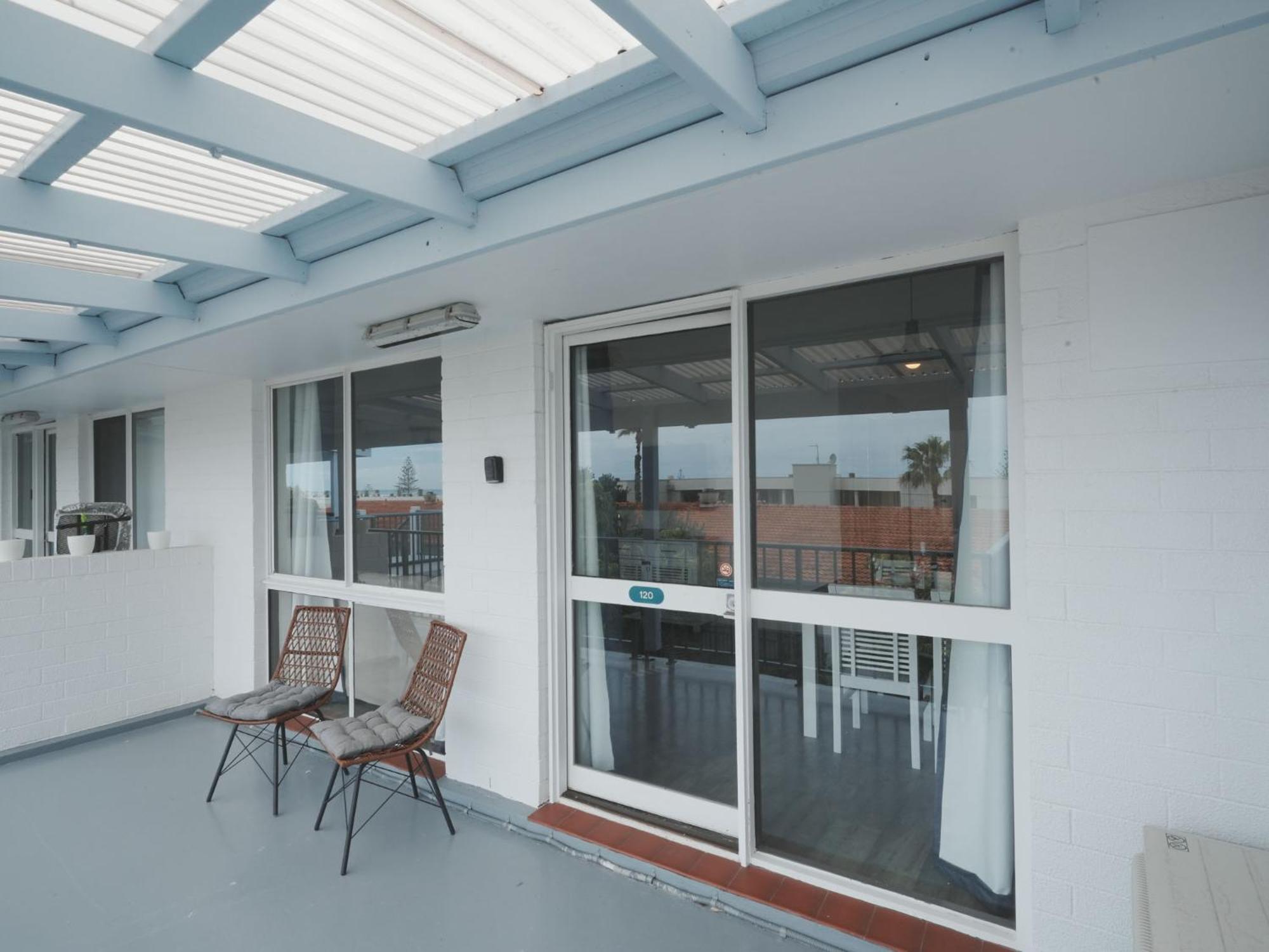 Aparthotel Coastal Ocean View & Salty Air W Pool & Slide Perth