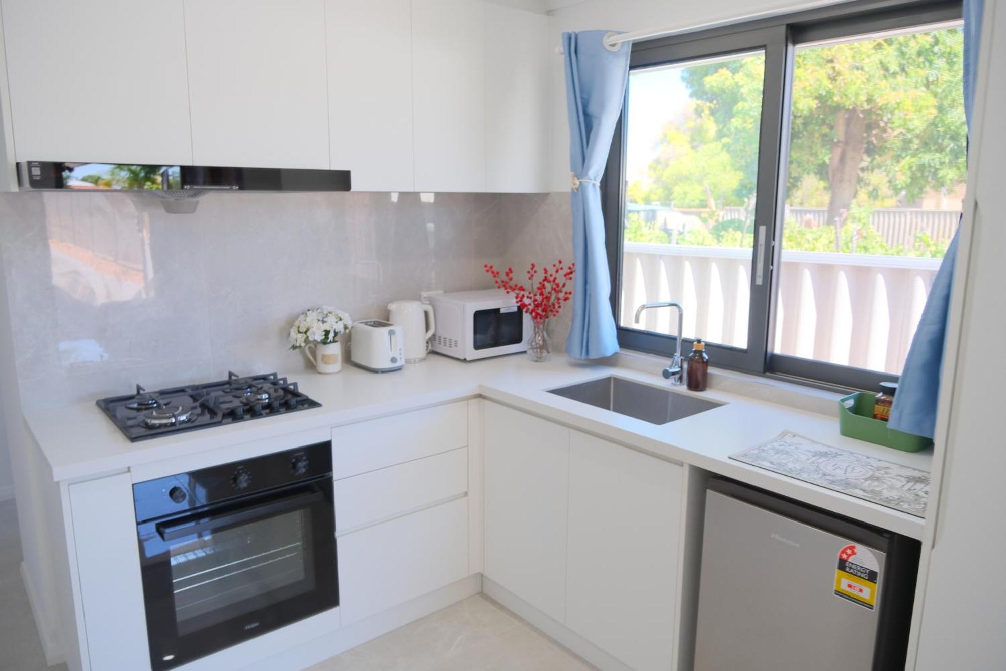 A3 Airportretreat - Full Kitchen, Biz & Leisure *
