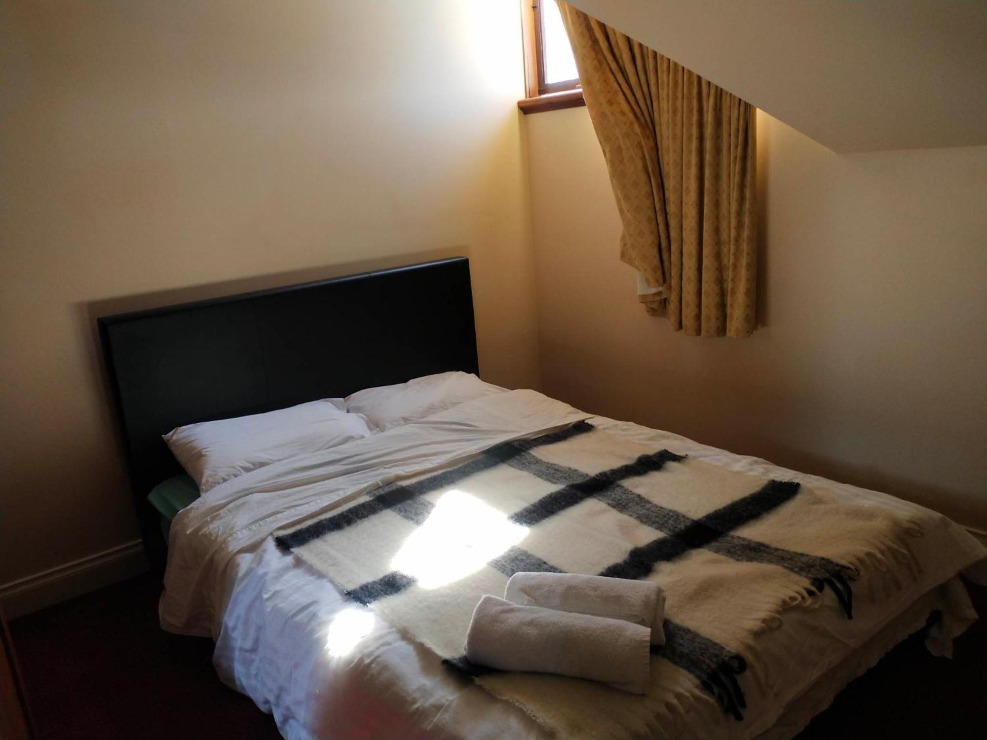 Quiet And Peaceful In With Free Parking Casa de hóspedes *