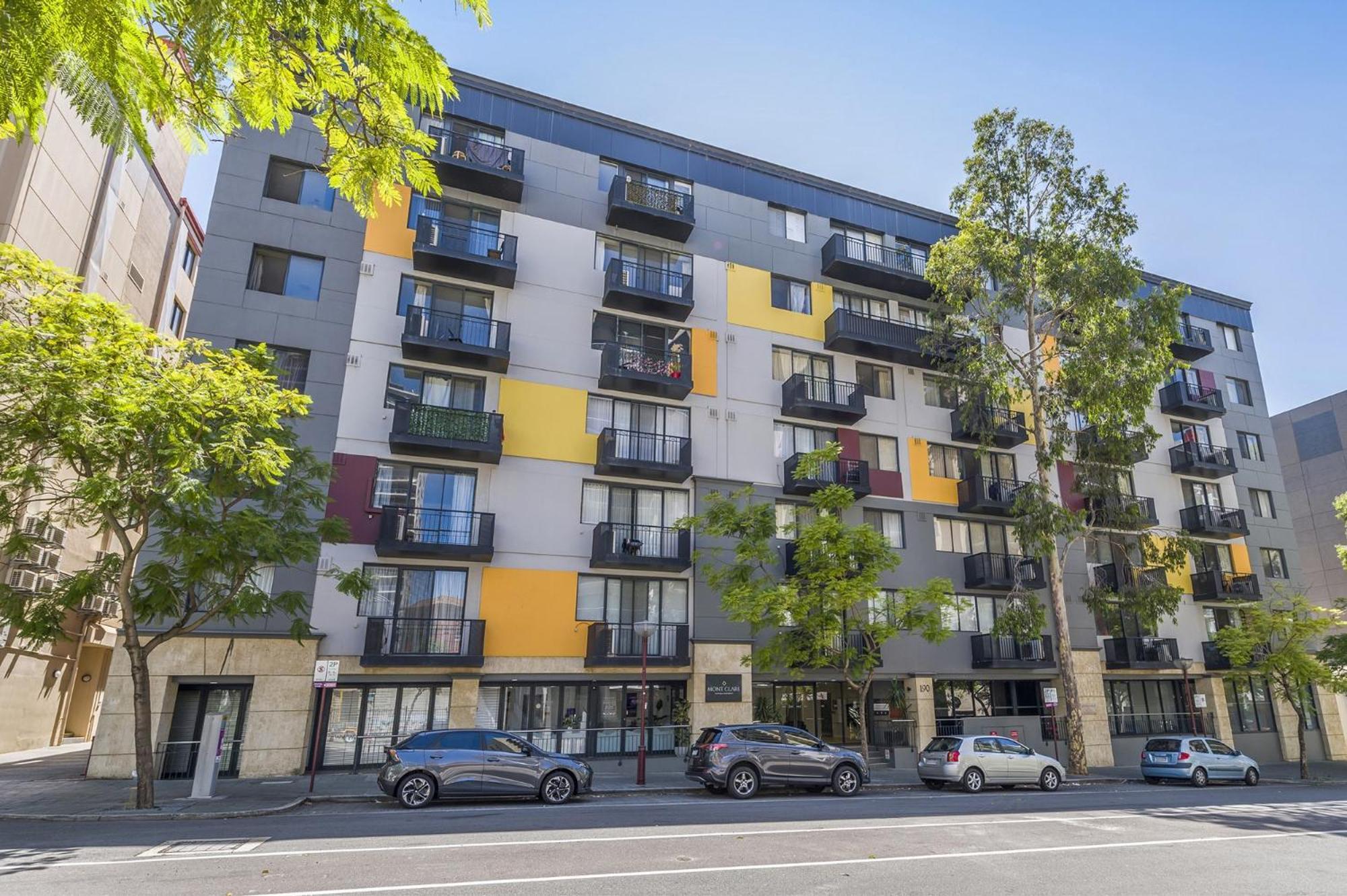 Apartment 2-bed With Pool & Gym *