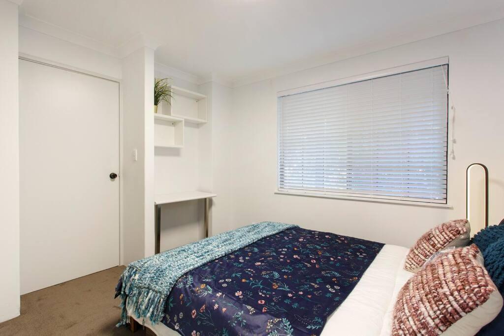 Villa Luxe 3br With Kitchen & Laundry *