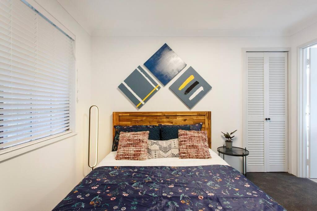 Luxe 3br With Kitchen & Laundry Villa *
