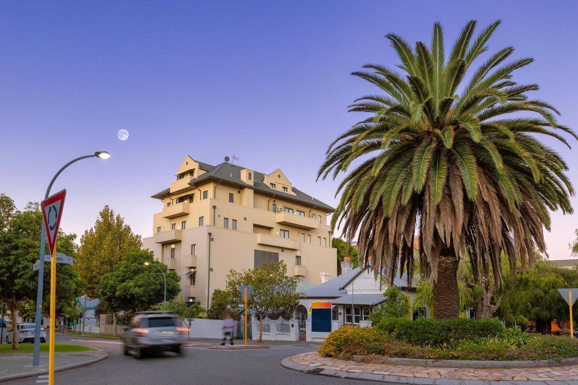Hotel Club Wyndham Perth, Trademark Collection By Wyndham 4*