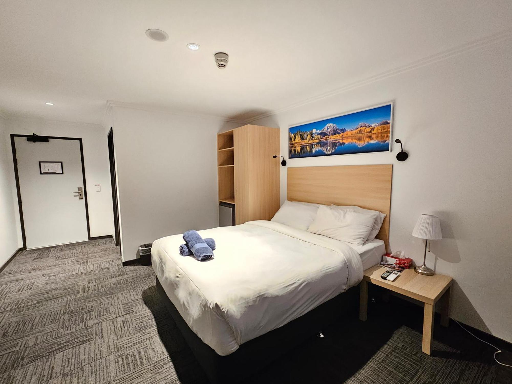 Lodge Econo Rivervale Perth