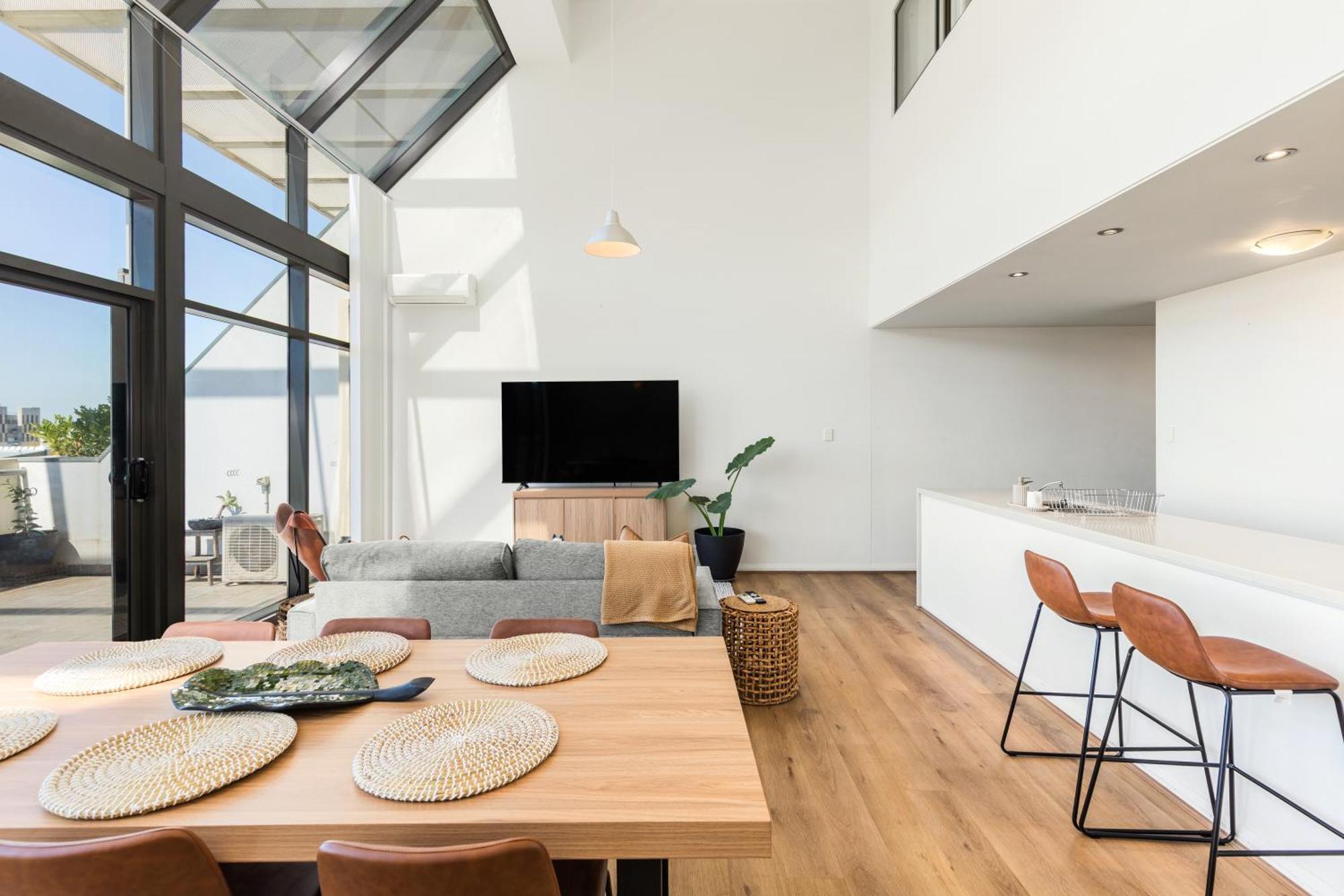 Penthouse In Northbridge *