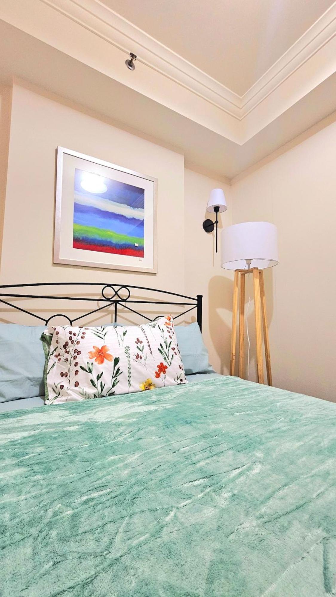 Apartment Joyful Stylish Retreat In *